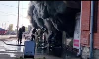 Пожар в магазине автозапчастей