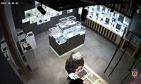 Кража в одном из ювелирных магазинов Красноярска