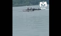 Рыбаки столкнулись на реке Енисей