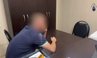 Жителя города Бородино задержали по подозрению в истязании супруги, а также оскорблении и угрозе применения насилия в отношении полицейских