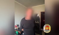 В Красноярске задержали водителя, избившего 17-летнего самокатчика из-за помехи на дороге