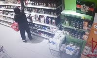37-летнюю красноярку  подозревают в краже из супермаркета продуктов на сумму более 85 тысяч рублей