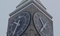 28 октября главные городские часы Красноярска на башне администрации будут периодически останавливать и настраивать 