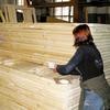 В Красноярском крае на деревообрабатывающем заводе погибла молодая женщина 