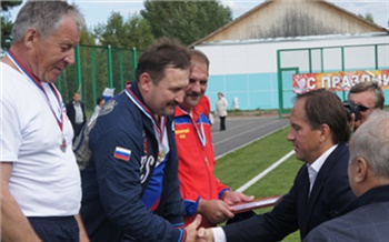 Краевые министры одолели районных глав 