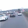 В Красноярске автомобиль командира полка ДПС попался на грубом нарушении (видео)
