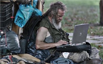 Сколько бомжа ни корми…