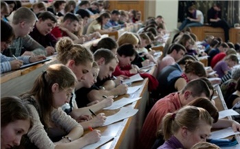 Грамотность в моде