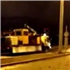 У въезда на красноярский четвертый мост произошел дорожный конфликт (видео)