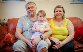 «Мы не будем обманывать свою приёмную дочь»