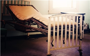 Бинты и зелёнка