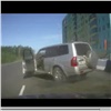 Подозрительного водителя в Норильске задержали после погони по кругу (видео)
