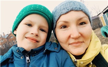 «Однажды Лёша целый день торт для меня караулил!»