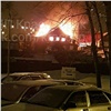 Большой коттедж сгорел в красноярских «Садах» (видео)