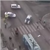 Красноярский автомобилист сбил ребенка на «зебре»: отбросило на несколько метров (видео)