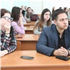 Красноярским студентам рассказали о работе на селе