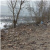 Рабочие устроили свалку строительного мусора в Советском районе