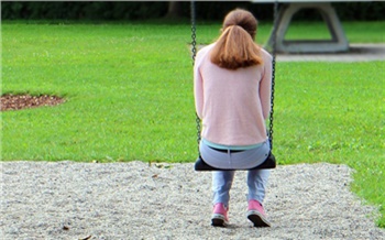 «Молоко разбавляли, а запеканку делали из хлеба»: как я работала в частном детсаду