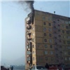 В Норильске пожарные вынесли из горящей квартиры трех детей (видео)