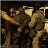 Полиция Красноярска показала освобождение заложников в Покровке (видео)