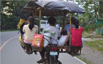 В Красноярске опять поймали автоледи с ребенком на руках. Разве это опасно? 