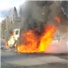 На трассе под Красноярском сгорел Hummer (видео)