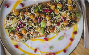 «Биохакинг — ломаем механизмы старения»: модная тенденция здорового питания