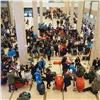 Улетающие из Красноярска спортсмены заполонили аэропорт: пик пришелся на сегодняшний день