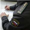 В Красноярском крае судебный пристав отказалась от взятки от хозяина закусочной и сдала его полиции. Грозит 8 лет