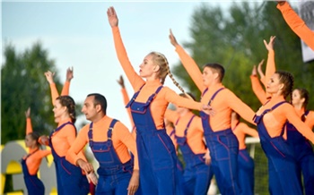 «Несем тепло в дома сибиряков»: Бородинский угольный разрез отметил 70-летний юбилей и День шахтера 