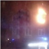 В Кировском районе из ночного пожара в общежитии спасли 20 человек (видео)