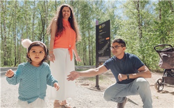 «У нас всё синхронизировано: пока один занимается наукой, другой — ребенком»: приключения индийской семьи в Красноярске