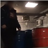 В Норильске рабочие украли почти 1,5 тонны керосина. Больше не смогли из-за поломки машины (видео)