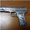 В Красноярске сотрудники ФСБ во время обыска в арендованной квартире нашли пистолет