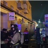 Из-за пожара в гостинице на Взлётке 52 человека ночью выбежали на улицу