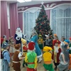 Утренники в детских садах Красноярска проходят без родителей и приглашенных Деда Мороза и Снегурочки