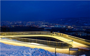 «Вид на всё, чем мы гордимся»: фоторепортаж со смотровой площадки на Николаевской сопке