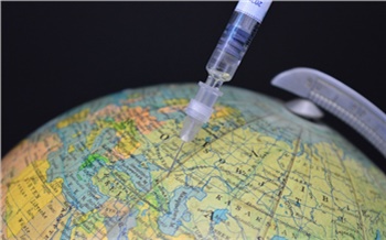 «Многие уже не смогут вернуться к прежней жизни»: участники КЭФ-2021 обсудили влияние пандемии на поведение человека