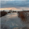В Назаровском районе талые воды затопили и разрушили дороги 