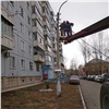 Электрики компании КрасКом устраняют в Красноярске последствия штормового ветра
