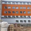 Строительство самой большой в Красноярском крае взрослой поликлиники идет по графику 