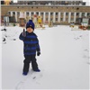 «Зима пришла»: норильчане делятся снимками заснеженного города в соцсетях