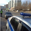 В Красноярске «лишённик» не притормозил перед «зеброй» и тут же был задержан 