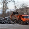 Из Свердловского района вывезли 23 КамАЗа с использованными покрышками 
