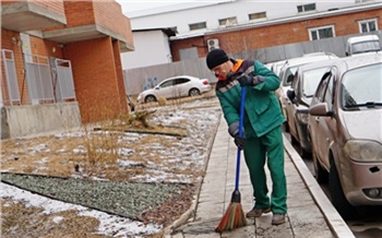 «Люди часто говорят нам: „Большое спасибо!“»: как в Красноярске награждали лучших дворников левобережья