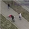 В Красноярске самокатчик сбил женщину (видео)