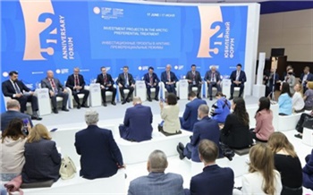 Инвестиции в регион, развитие студенческого спорта, Единая платежная карта: что получит Красноярский край по итогам ПМЭФ-2022