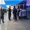 Полиция Красноярска устроила новую облаву на мигрантов-нелегалов на популярных рынках правобережья