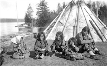 «Иноземок — в наложницы, а пленных — на войну»: как в древней Сибири торговали людьми 