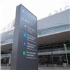 Автомобили с бесплатной парковки красноярского аэропорта пригрозили переместить на платную
